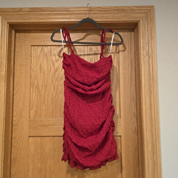 Lovers + Friends Amy Red cherry Mini Dress Size Small | EUC Revolve $148 - Picture 12 of 13